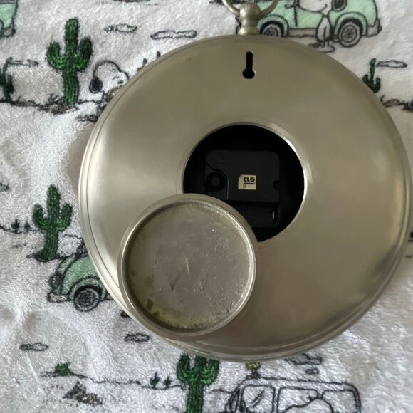 Heavy duty metal silver stainless steel stopwatch round barn farm wall clock 9” - Picture 10 of 14